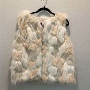 Faux Fur Vest Size Large EUC